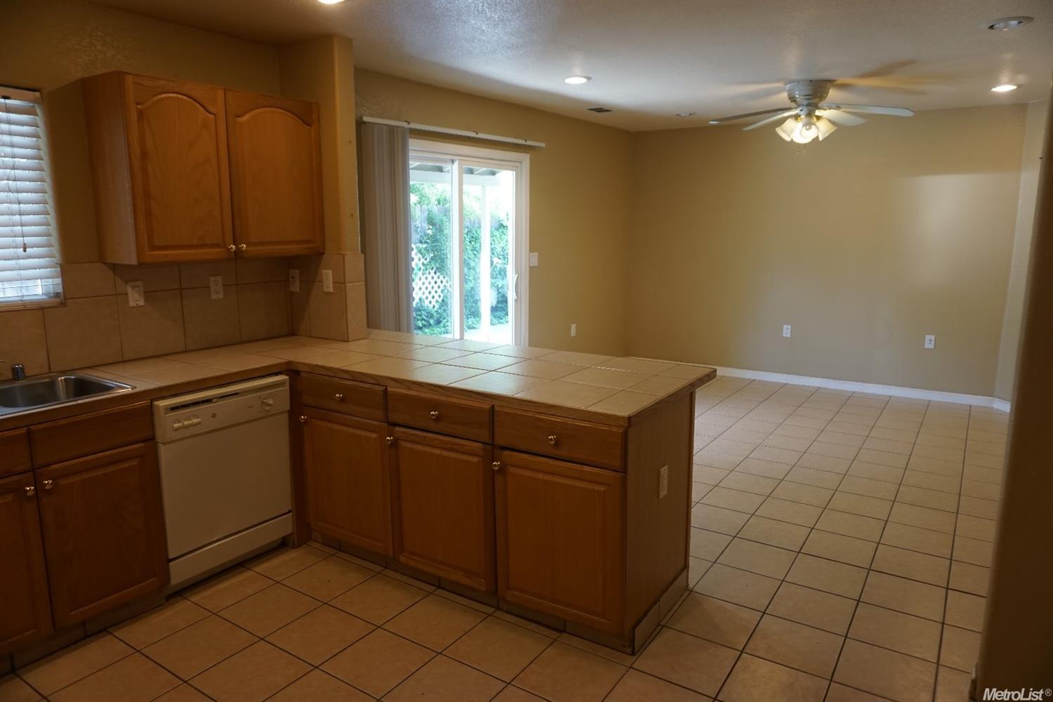 613 Anthony Ave, Modesto, CA 95351 photo 9