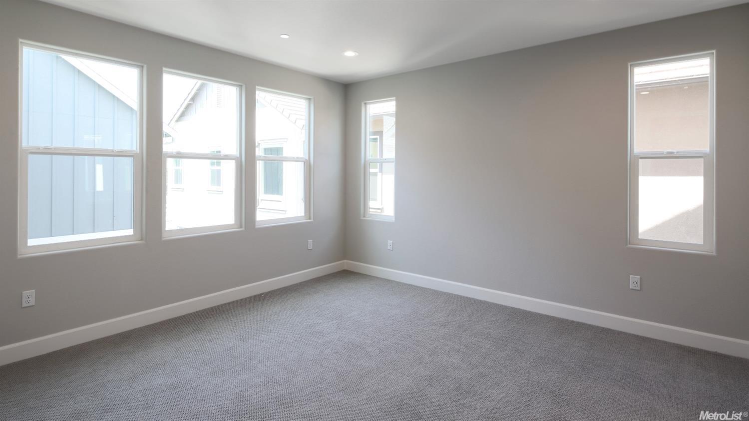 901 Persimmon Ter, Davis, CA 95616 photo 6