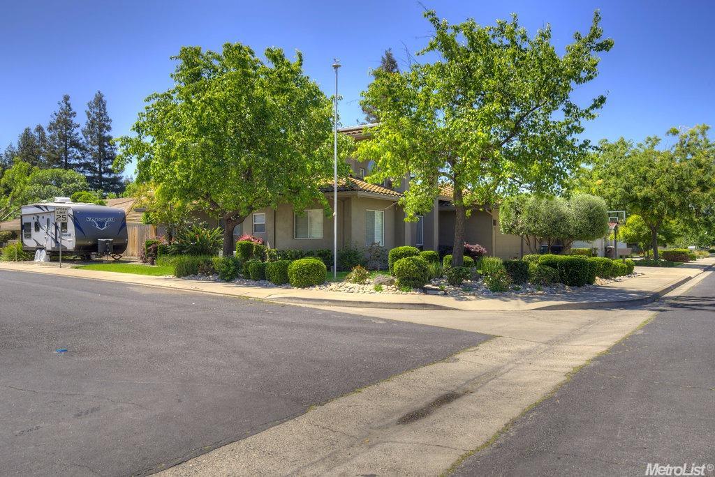 3716 Springcreek Dr, Modesto, CA 95355 photo 32