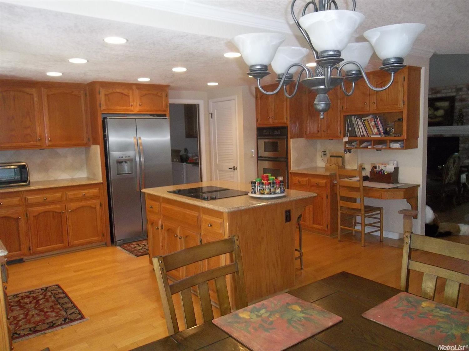 2116 Quebec Ct, Modesto, CA 95356 photo 7