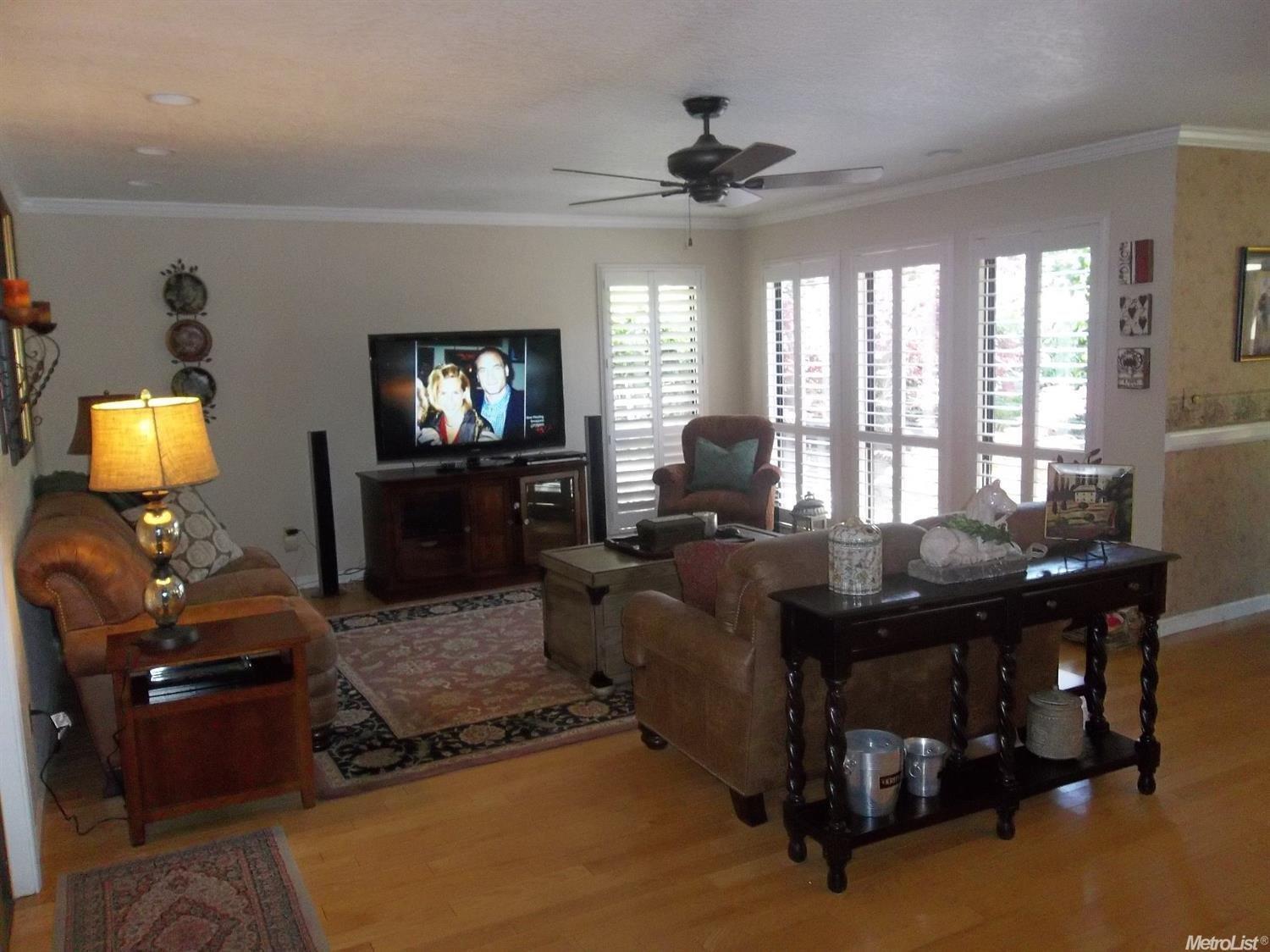 2116 Quebec Ct, Modesto, CA 95356 photo 4