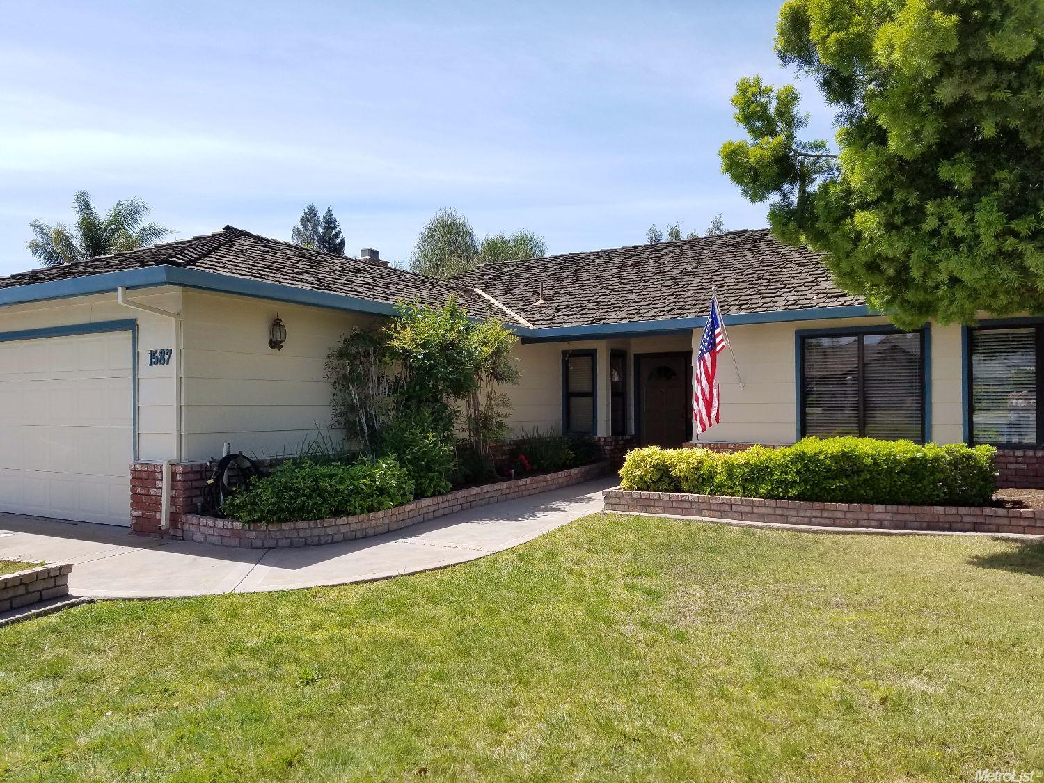 1587 Liverpool Ct, Manteca, CA 95336 photo 1