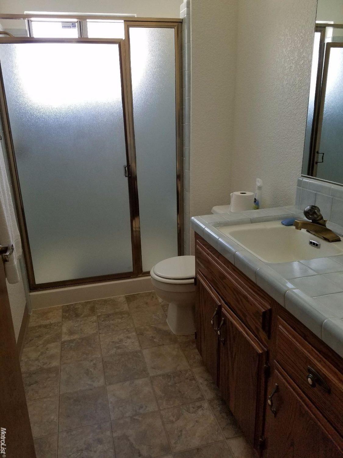1587 Liverpool Ct, Manteca, CA 95336 photo 13