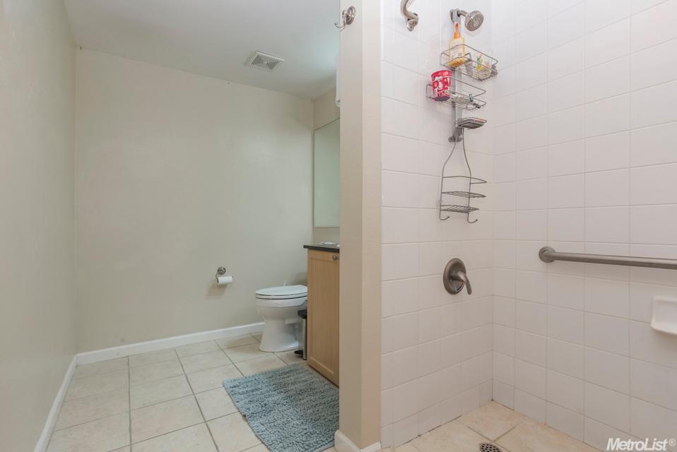 1818 Moore Blvd #144, Davis, CA 95618 photo 15