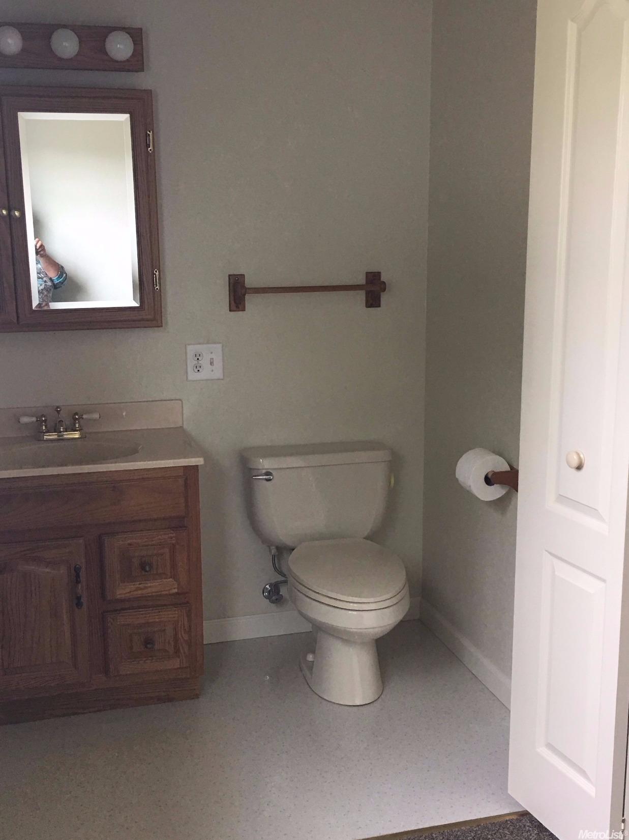 520 G, Galt, CA 95632 photo 10