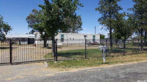 10795 Cody Dr, Red Bluff, CA 96080 photo 2