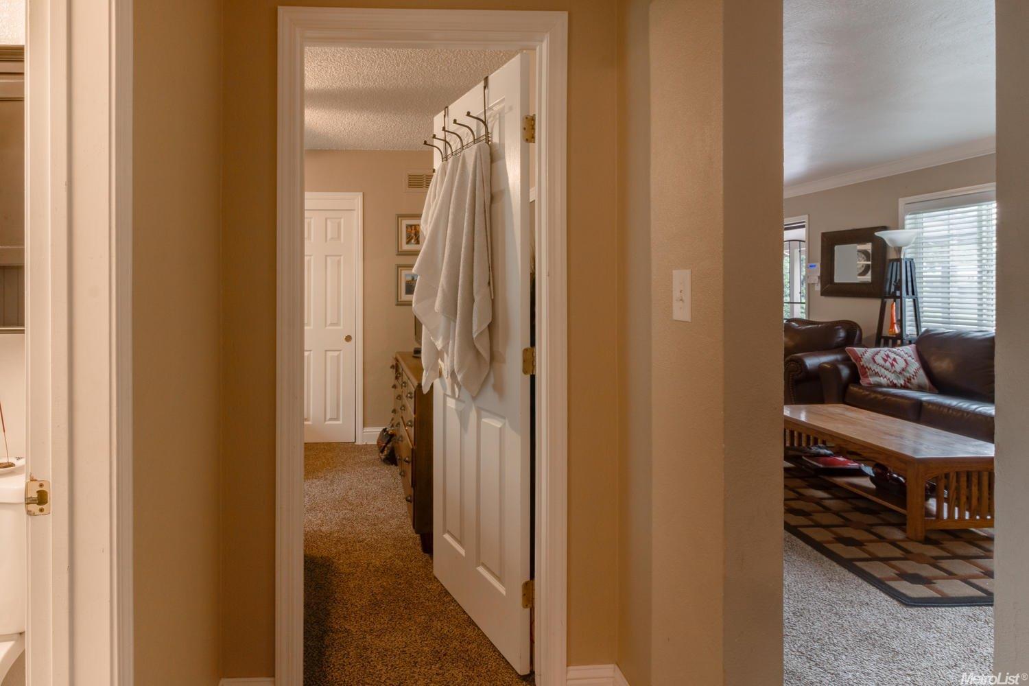 1801 Elmhurst Dr, Modesto, CA 95350 photo 17