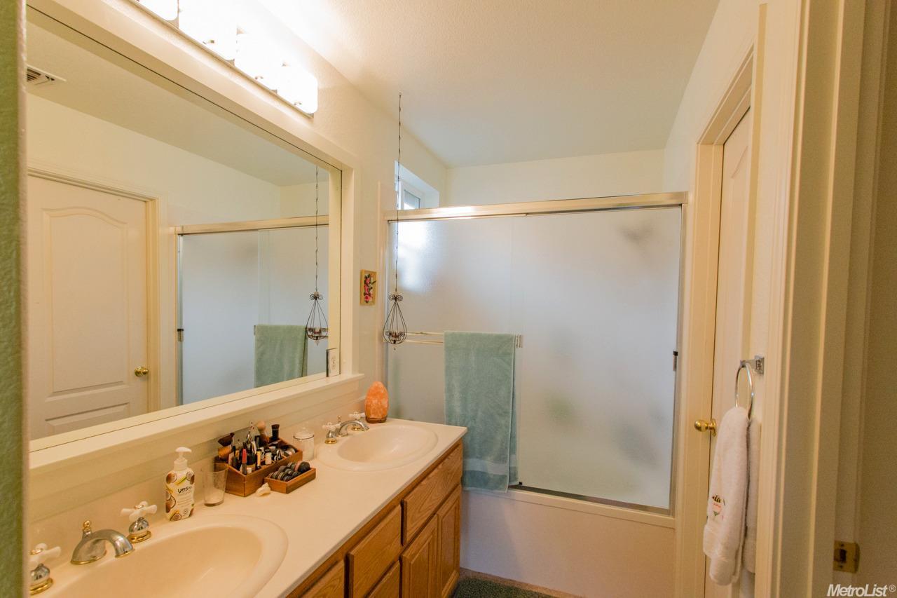 442 W Springer Dr, Turlock, CA 95382 photo 13