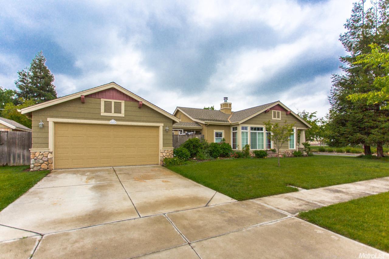 442 W Springer Dr, Turlock, CA 95382 photo 1