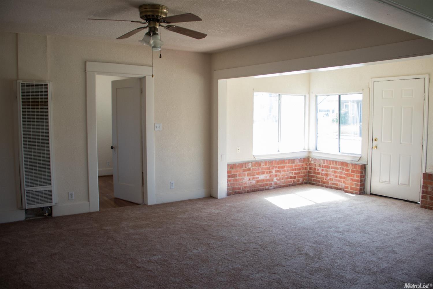 811 Edythe St, Manteca, CA 95337 photo 5