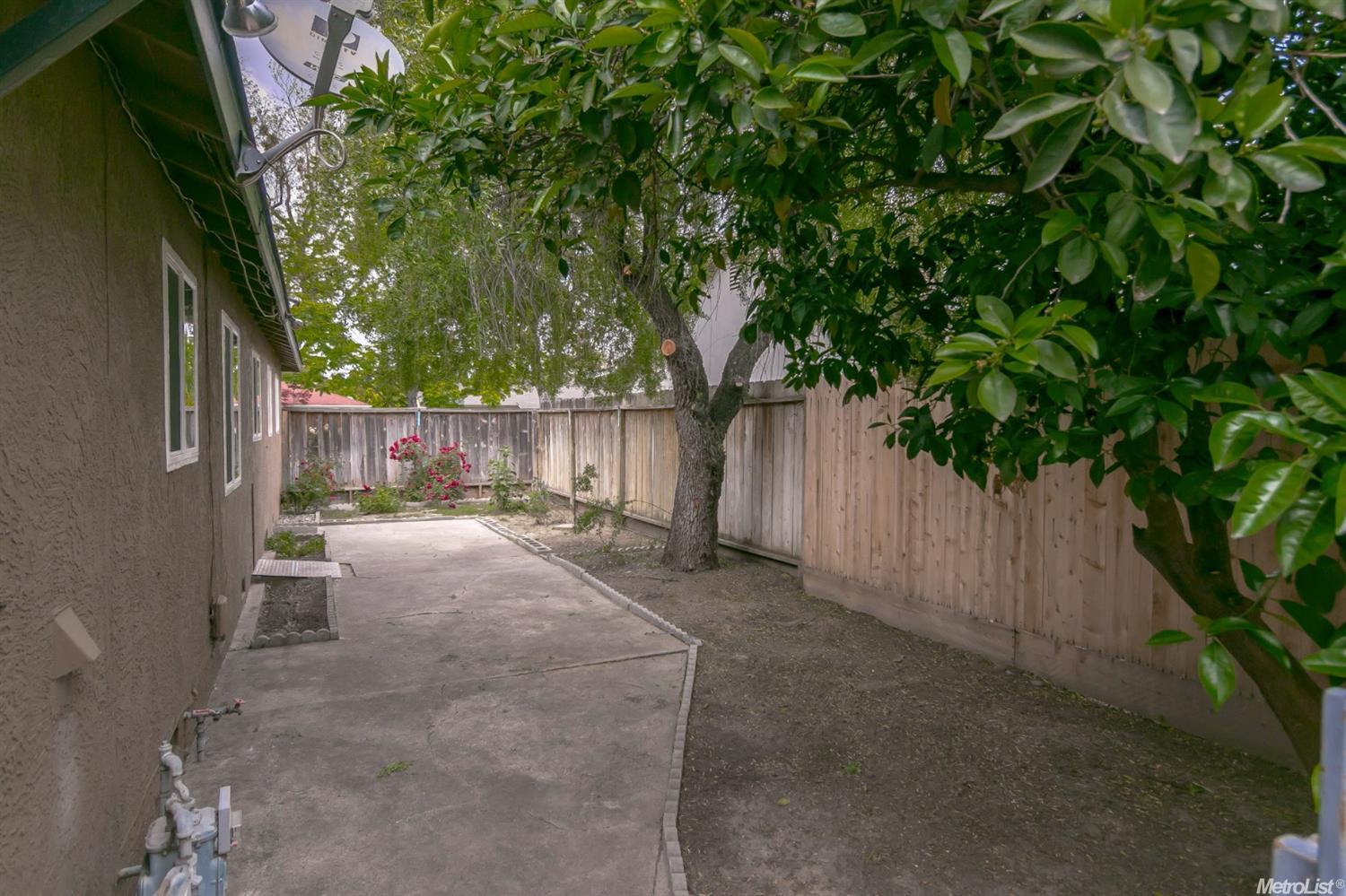 1430 Kearney Ave, Modesto, CA 95350 photo 21