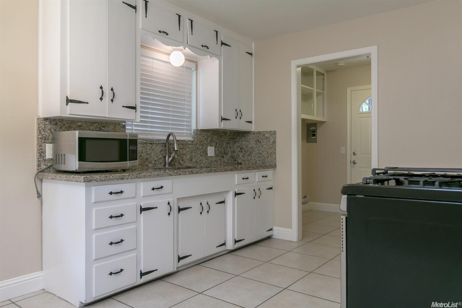 1430 Kearney Ave, Modesto, CA 95350 photo 9
