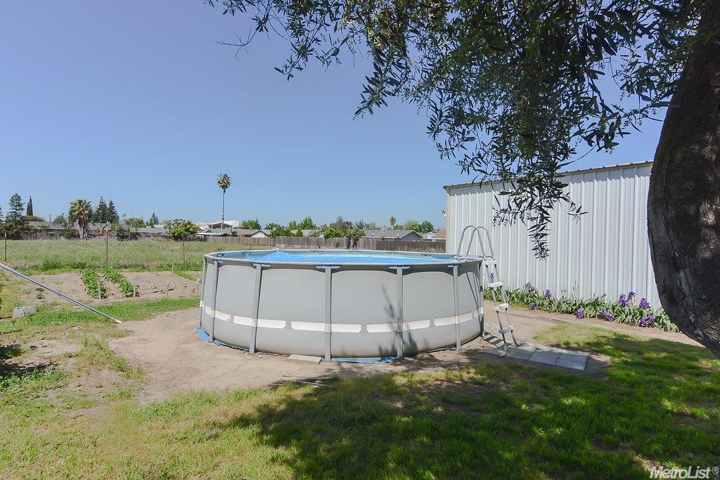 924 Hickman Rd, Hickman, CA 95323 photo 6