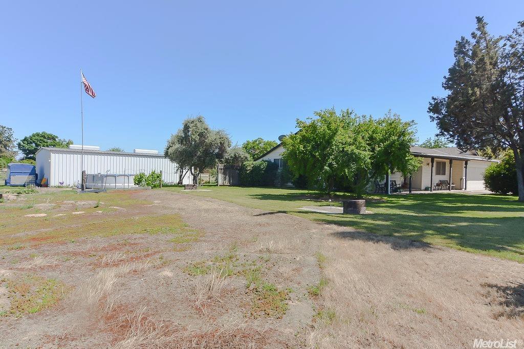 924 Hickman Rd, Hickman, CA 95323 photo 5