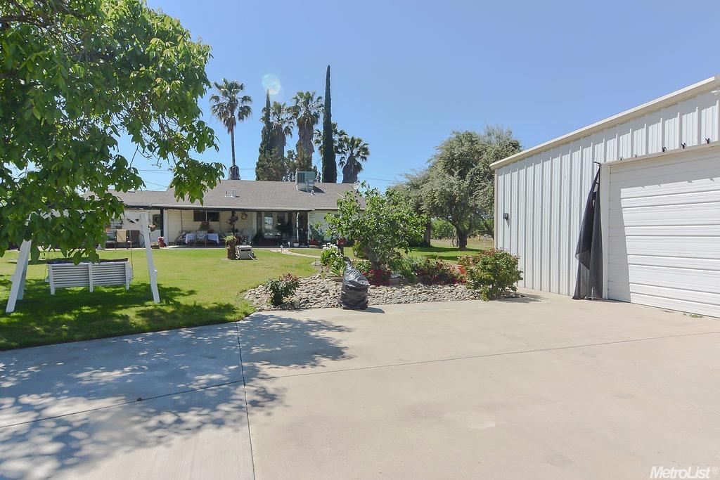924 Hickman Rd, Hickman, CA 95323 photo 10