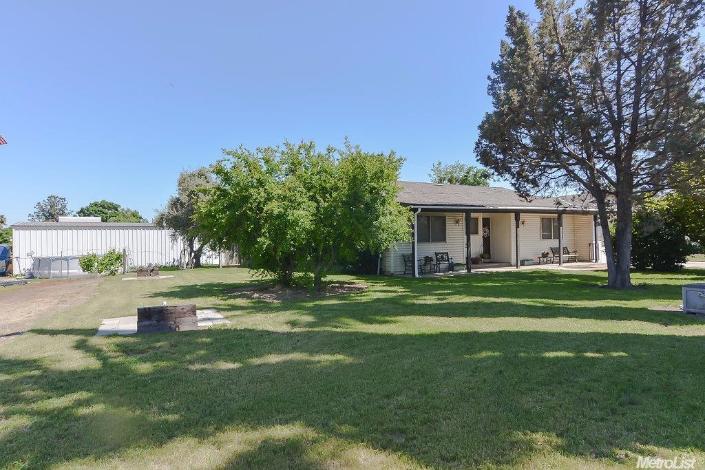 924 Hickman Rd, Hickman, CA 95323 photo 1