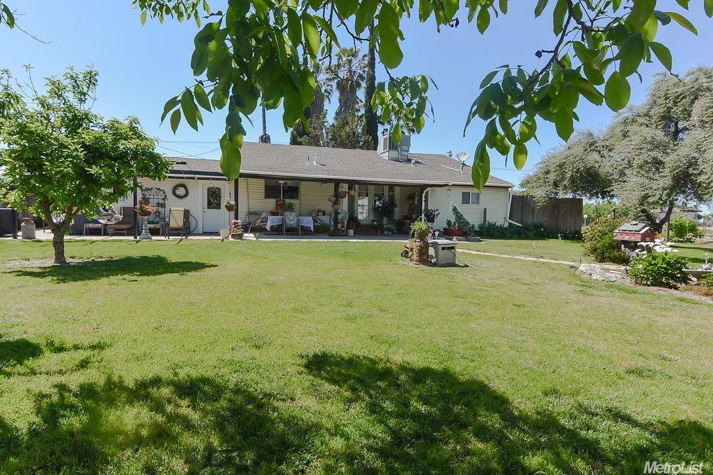 924 Hickman Rd, Hickman, CA 95323 photo 9