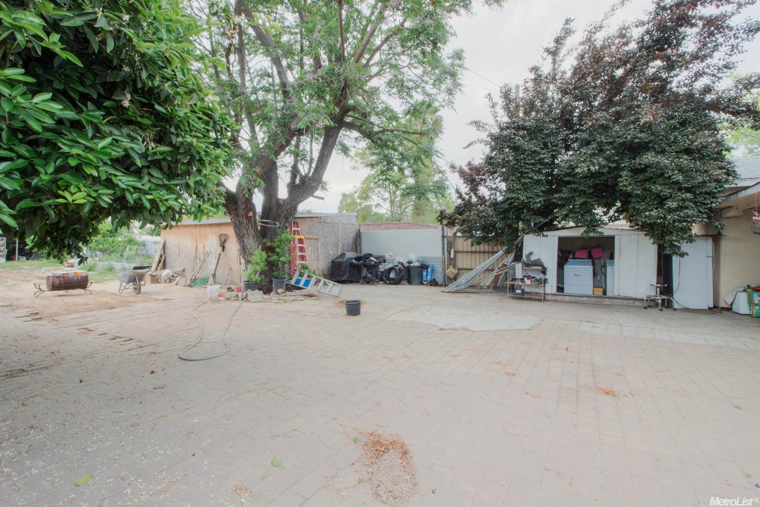 916 Colorado, Modesto, CA 95351 photo 3