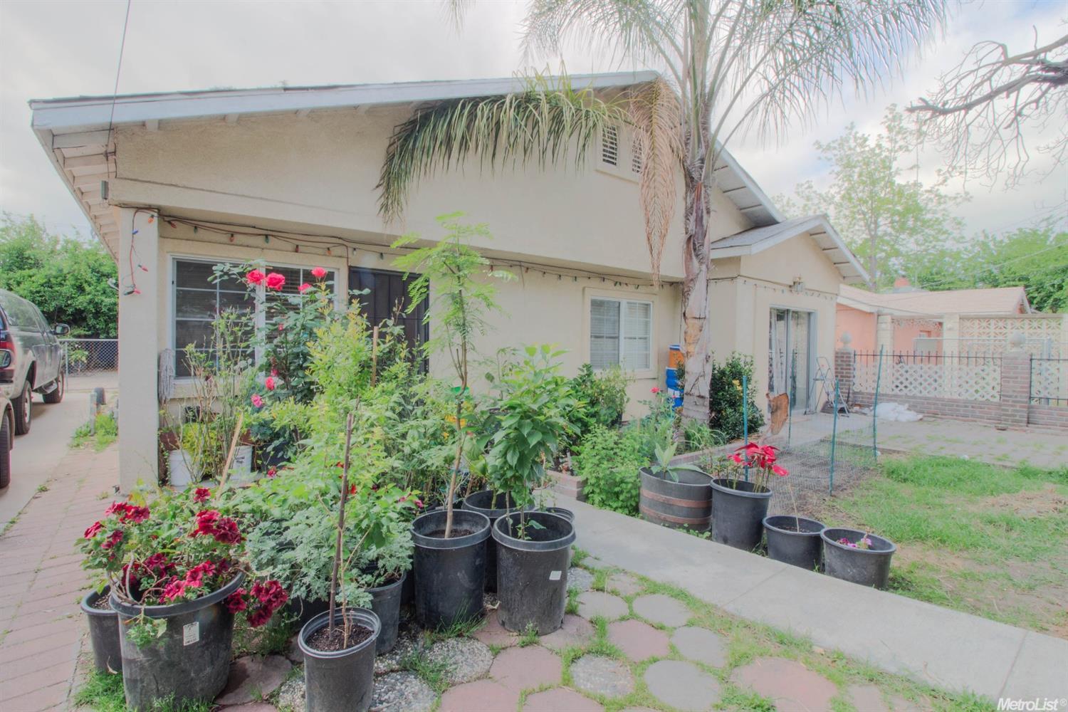 916 Colorado, Modesto, CA 95351 photo 2