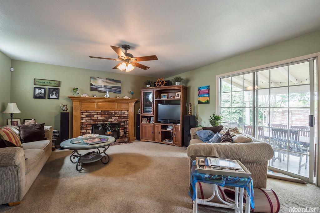 3161 N Park Ct, Turlock, CA 95382 photo 6