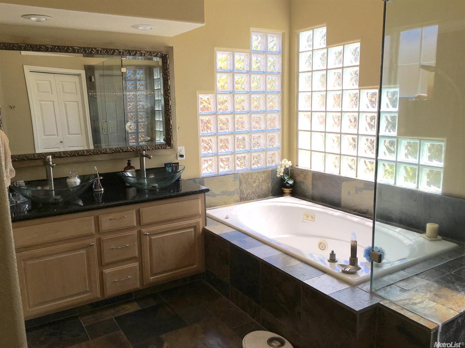 939 Yaple Ct, Ripon, CA 95366 photo 11