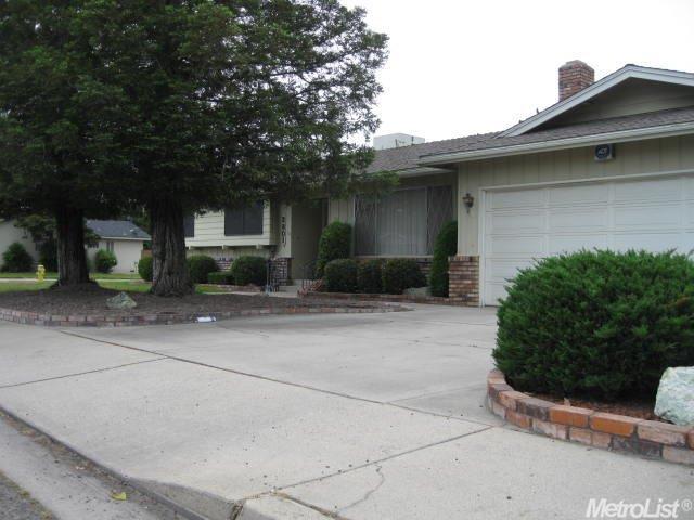 2801 N Olive Ave, Turlock, CA 95382 photo 1