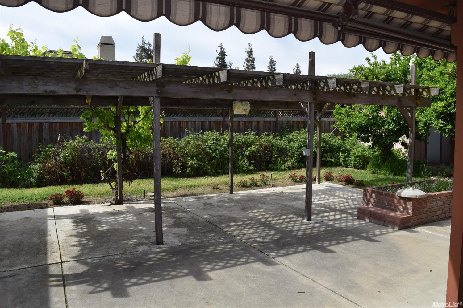 940 Country Club Cir, Ripon, CA 95366 photo 20
