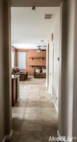 966 Courtyards Loop, Lincoln, CA 95648 photo 4