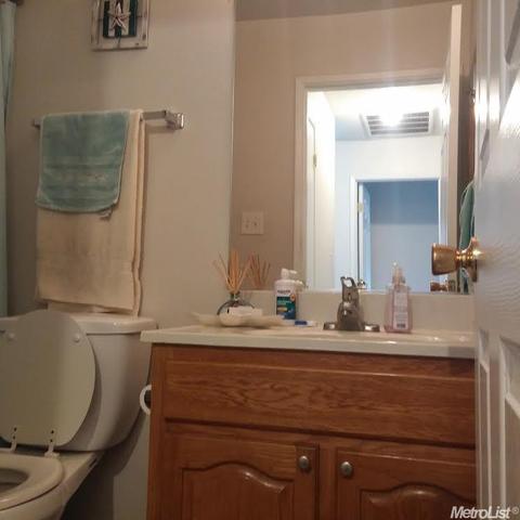 2804 E Whitmore Ave, Ceres, CA 95307 photo 8