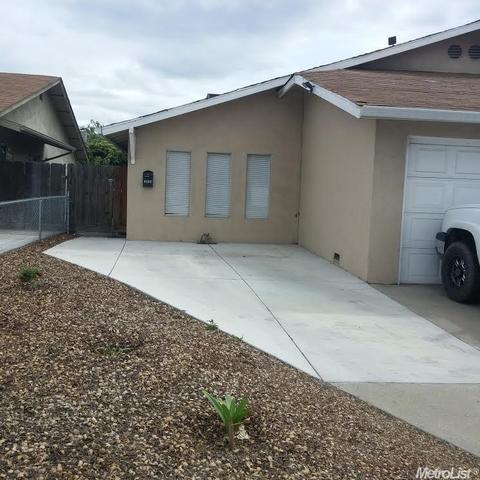 2804 E Whitmore Ave, Ceres, CA 95307 photo 2