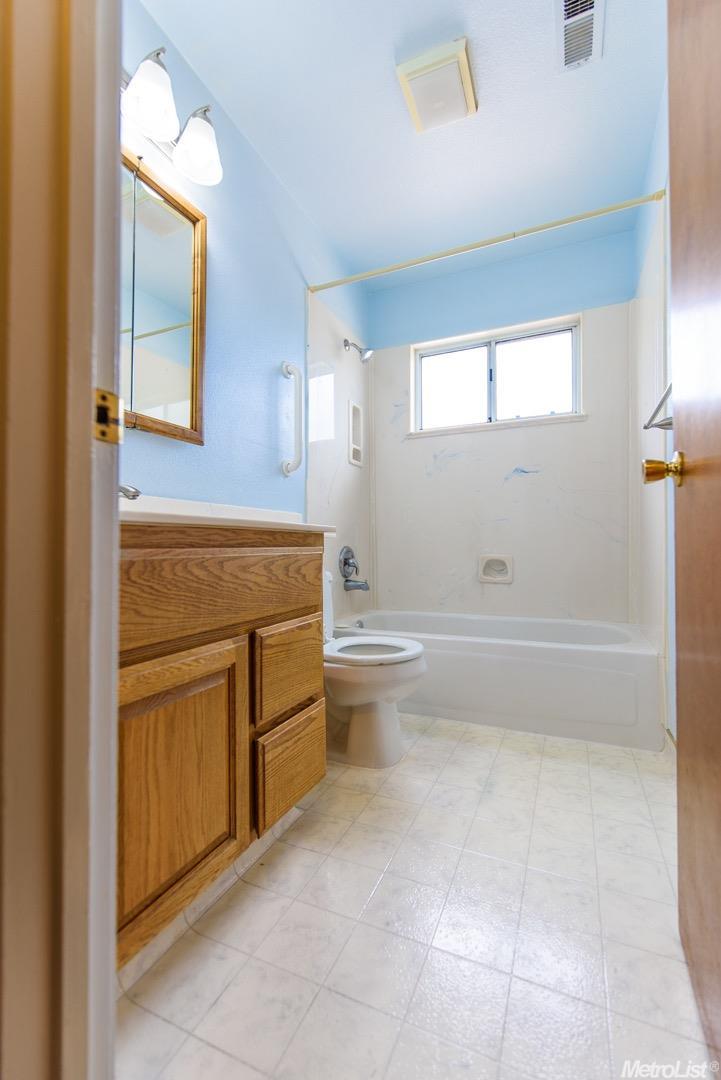 314 El Capitan Ave, Manteca, CA 95337 photo 17