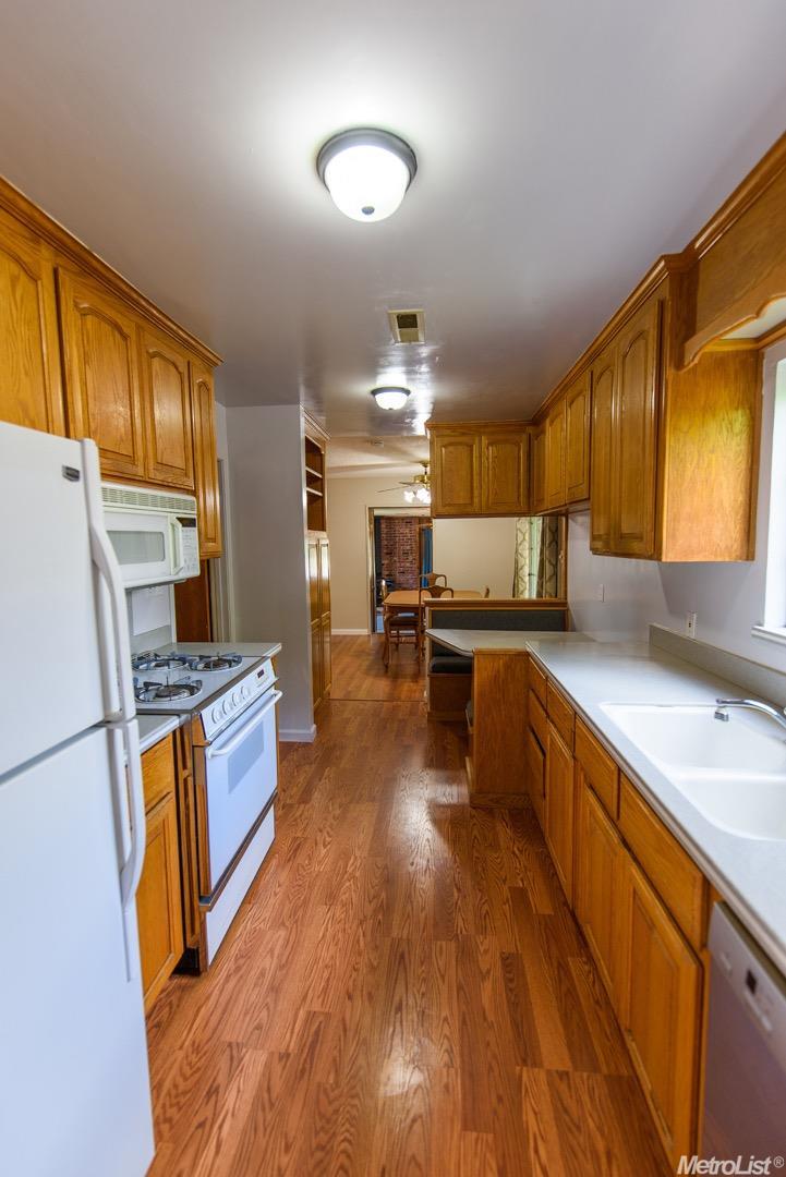 314 El Capitan Ave, Manteca, CA 95337 photo 7