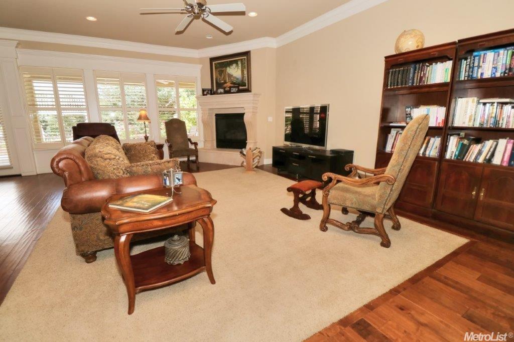 9265 Orangevale Ave, Orangevale, CA 95662 photo 12