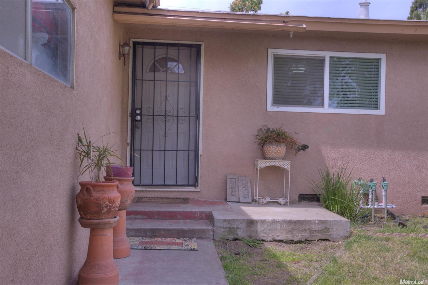 401 S Emerald Ave, Modesto, CA 95351 photo 3
