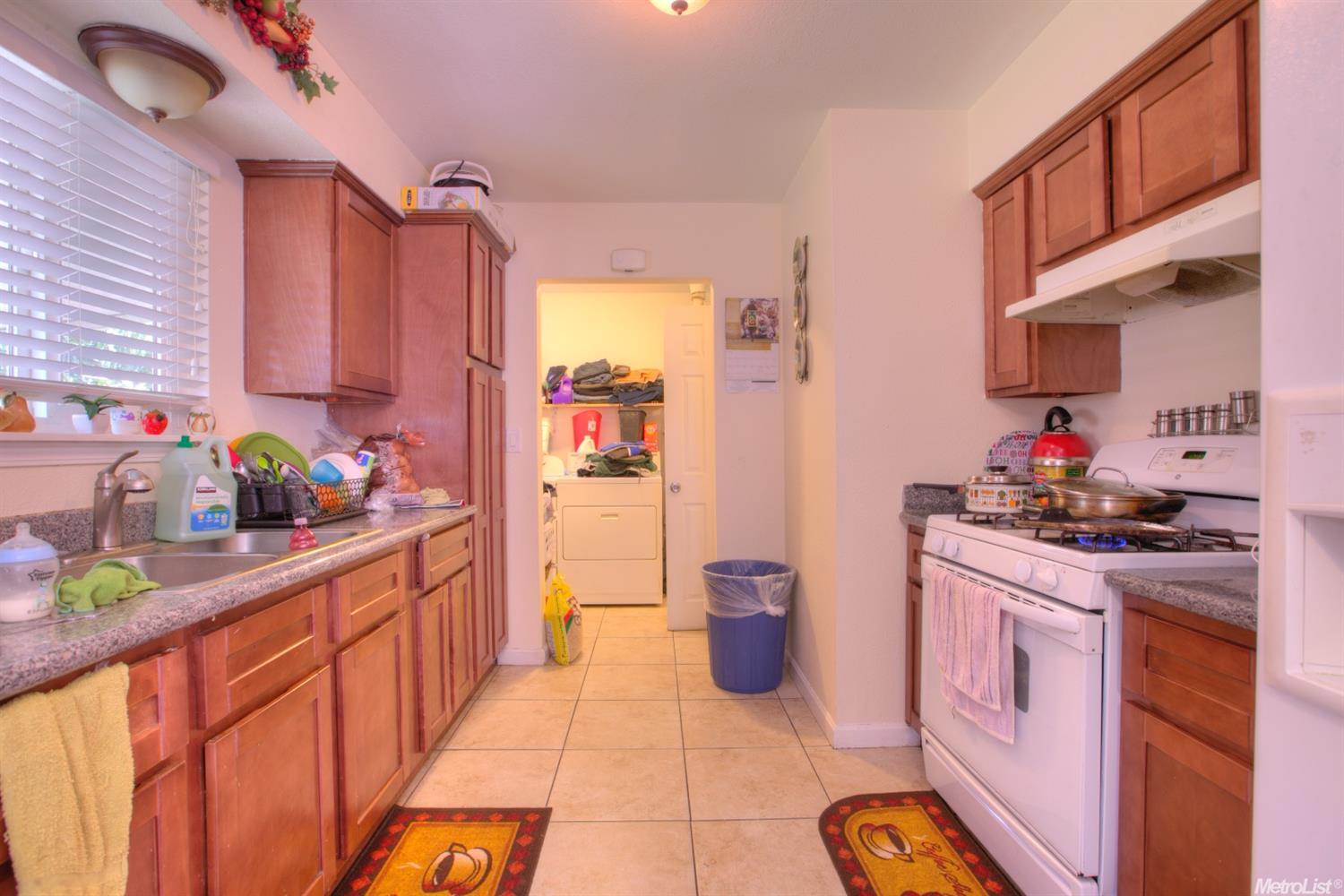 401 S Emerald Ave, Modesto, CA 95351 photo 8