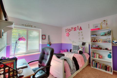1005 Eastridge Dr, Modesto, CA 95355 photo 19