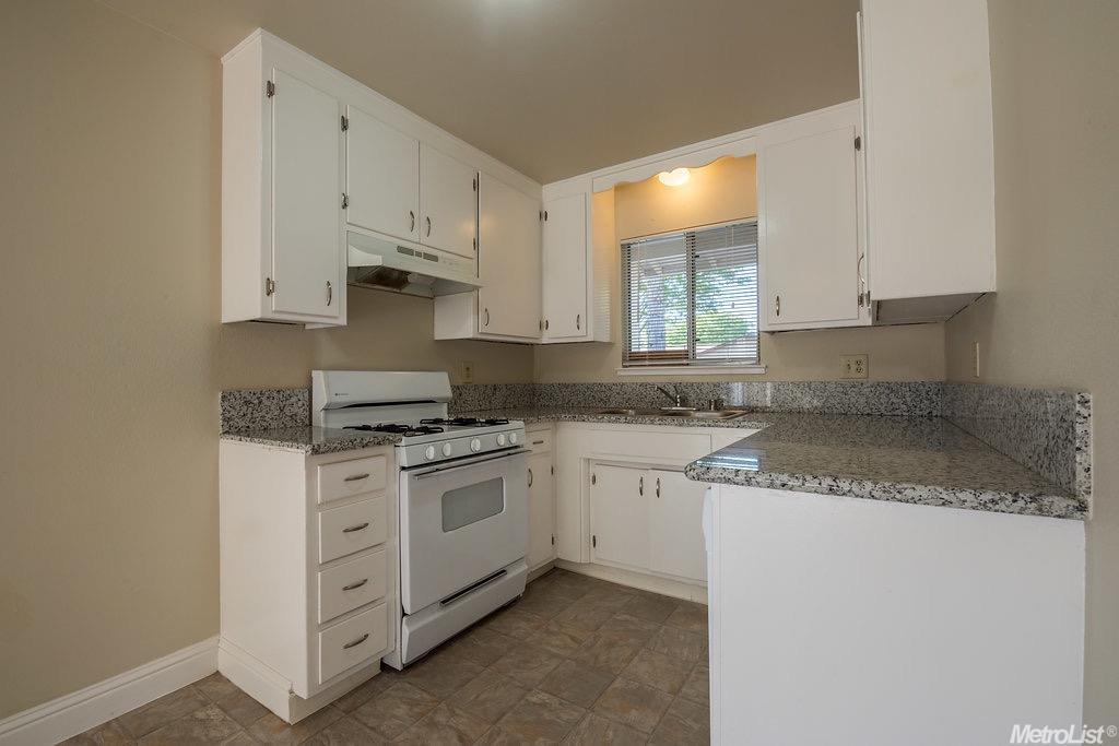 1337 Clevenger Dr, Modesto, CA 95356 photo 6