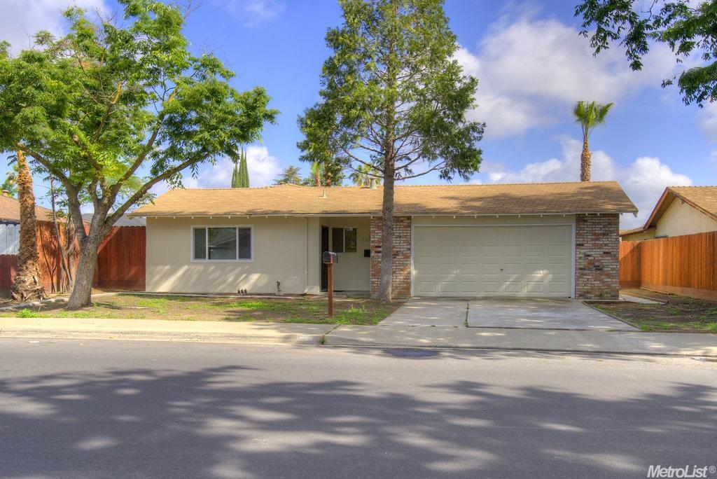 1337 Clevenger Dr, Modesto, CA 95356 photo 1