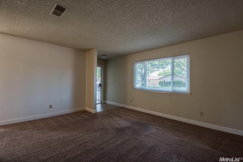 1337 Clevenger Dr, Modesto, CA 95356 photo 3