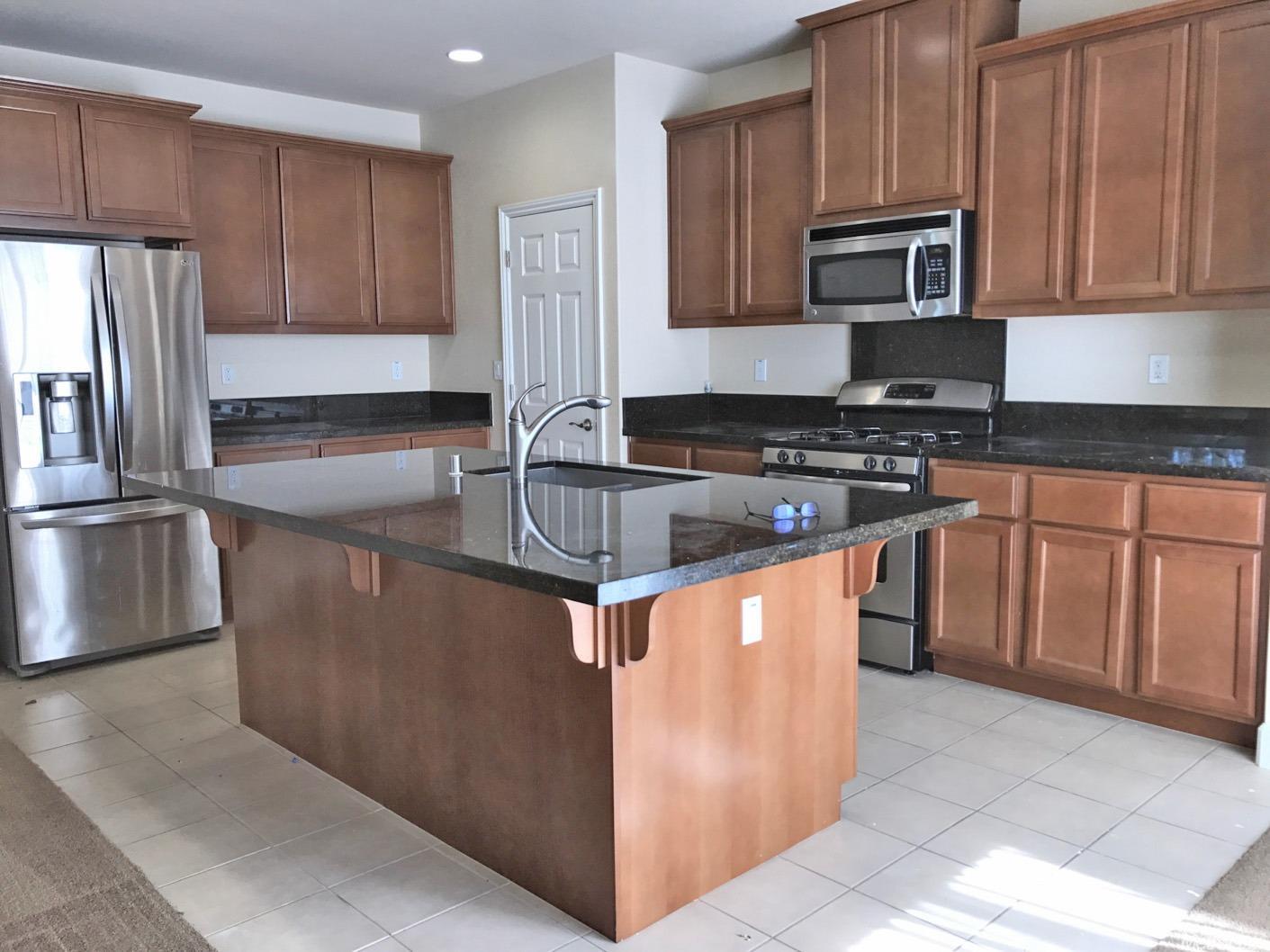 1348 Bugby Ln, Folsom, CA 95630 photo 6