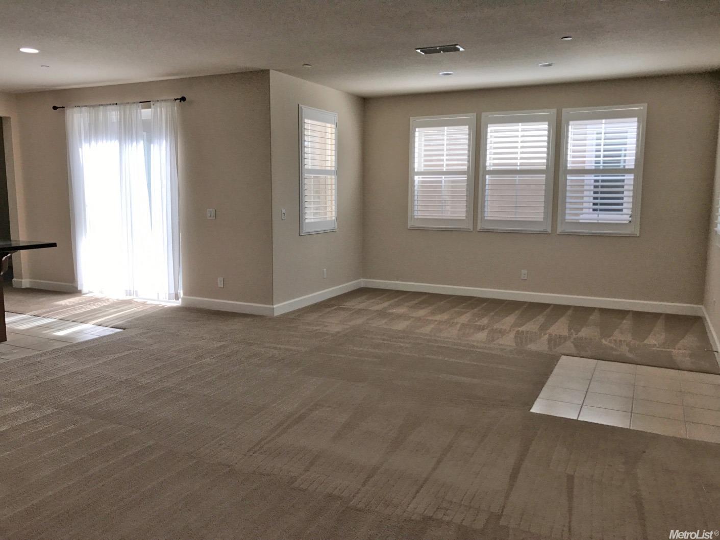 1348 Bugby Ln, Folsom, CA 95630 photo 4