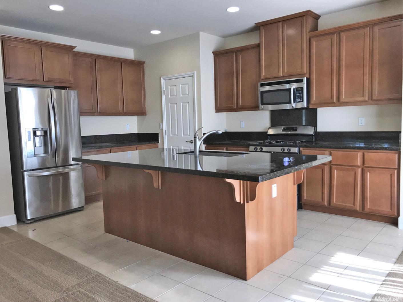 1348 Bugby Ln, Folsom, CA 95630 photo 5