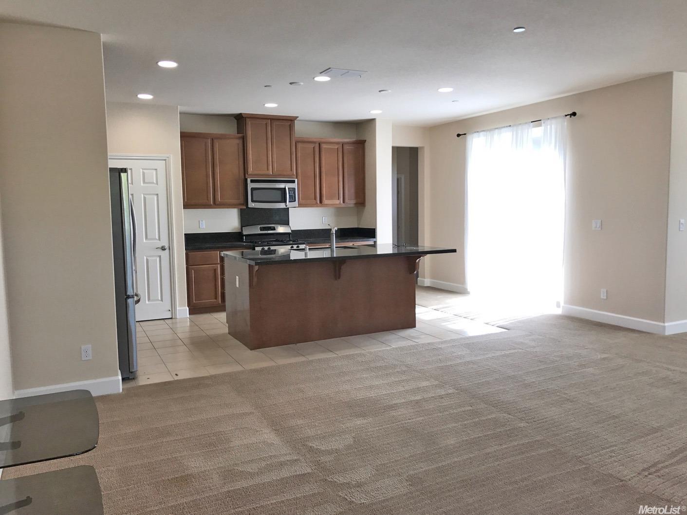 1348 Bugby Ln, Folsom, CA 95630 photo 3