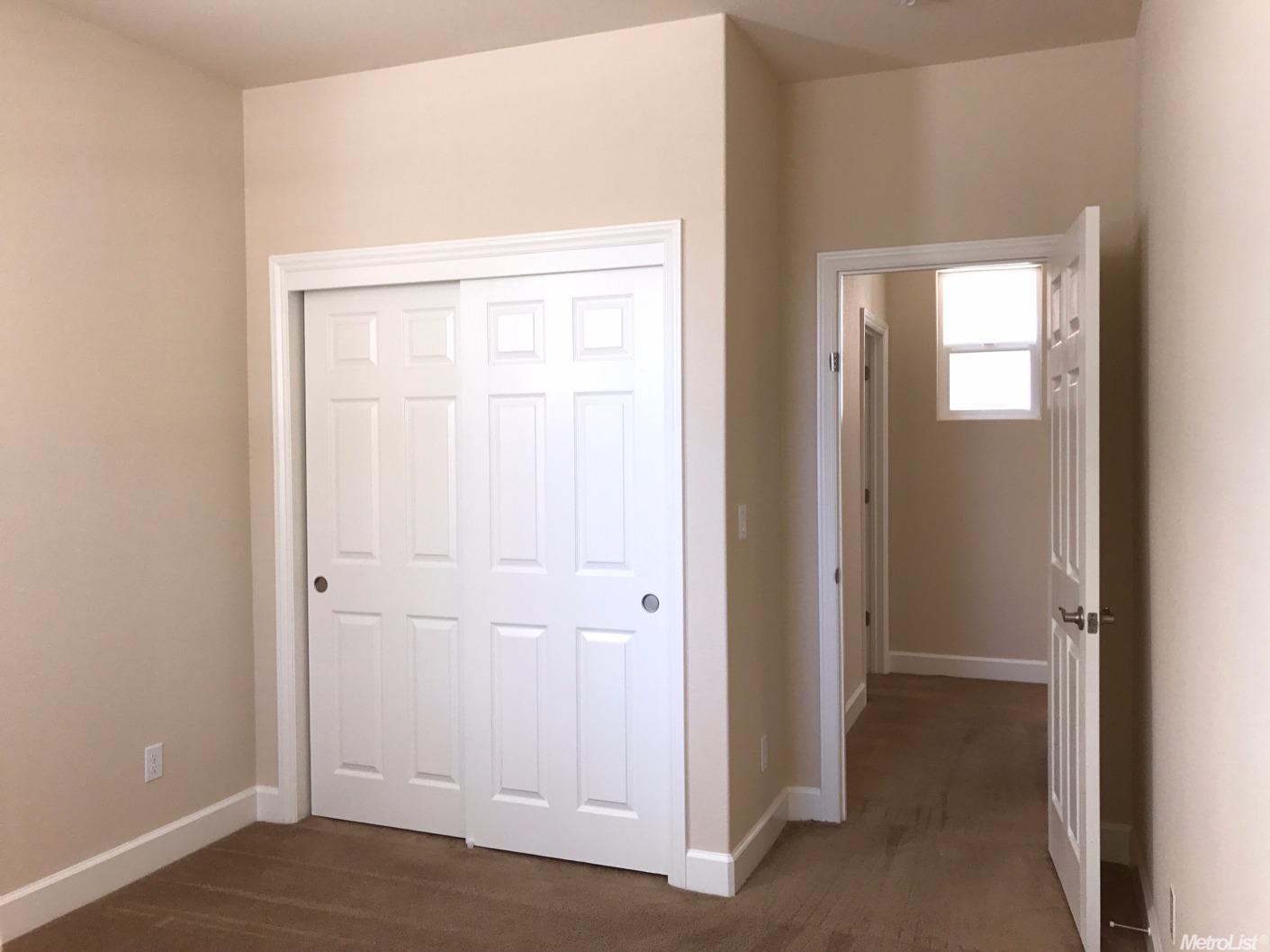 1348 Bugby Ln, Folsom, CA 95630 photo 9