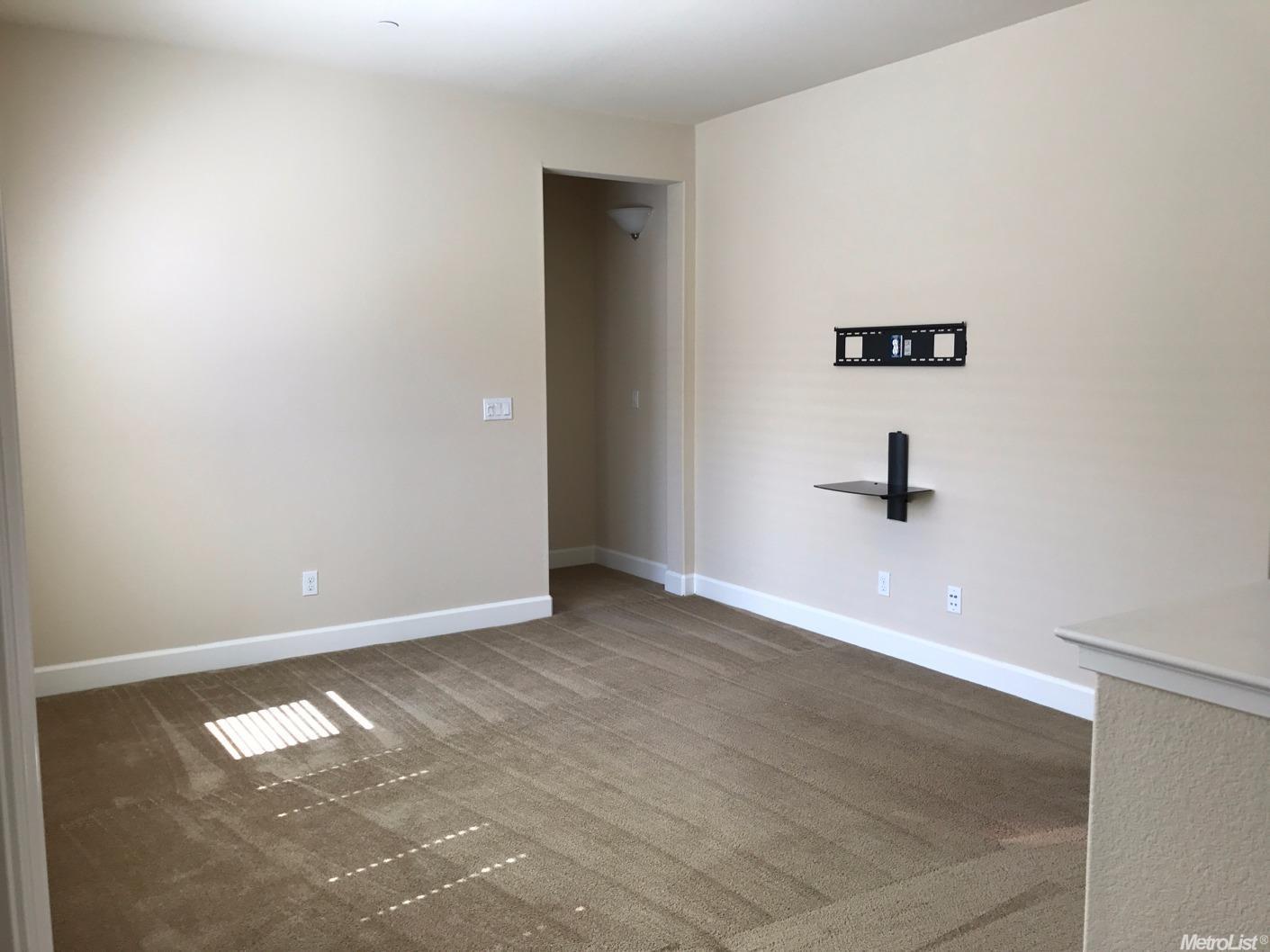 1348 Bugby Ln, Folsom, CA 95630 photo 15