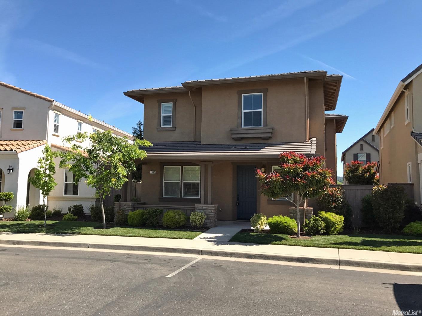 1348 Bugby Ln, Folsom, CA 95630 photo 1