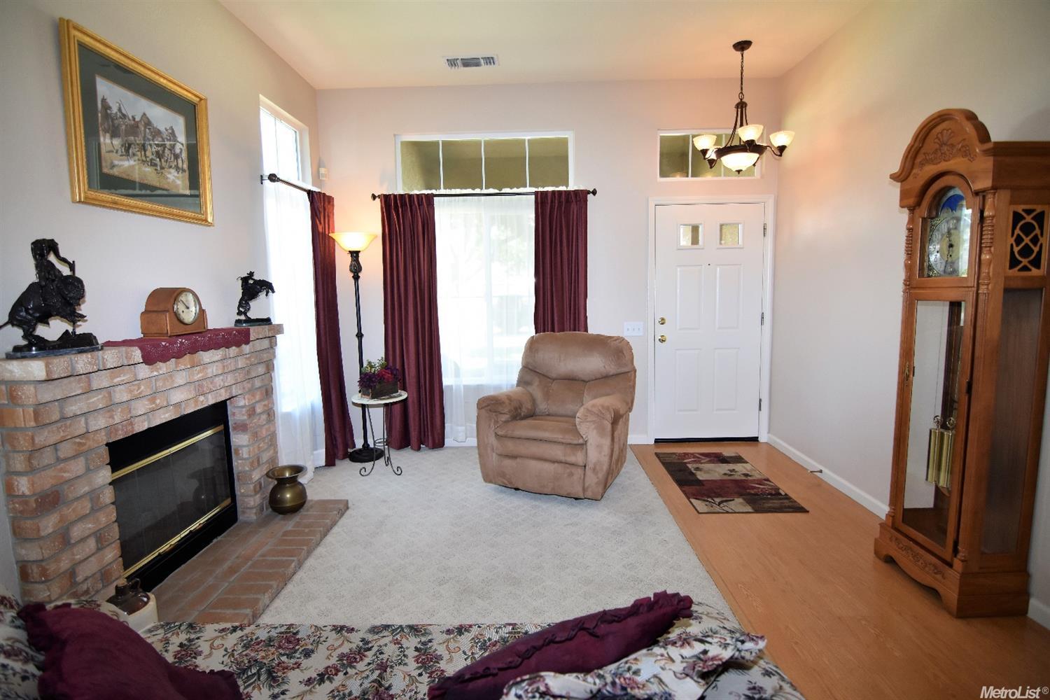 382 Memory Ln, Turlock, CA 95382 photo 3