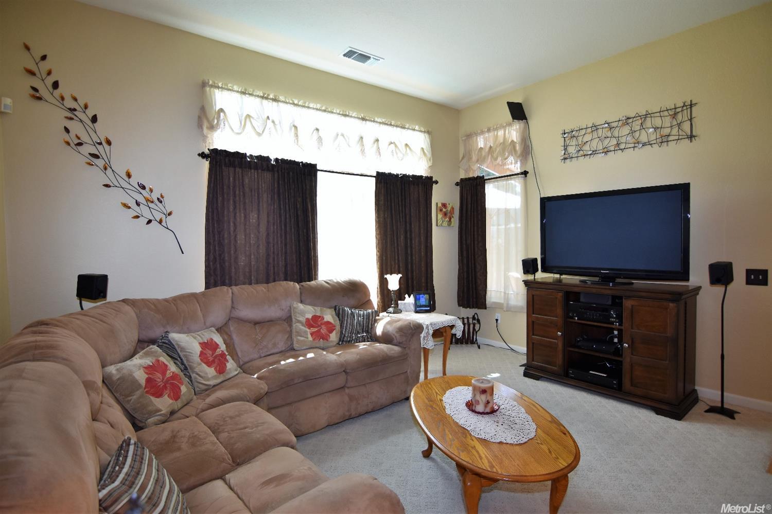 382 Memory Ln, Turlock, CA 95382 photo 13