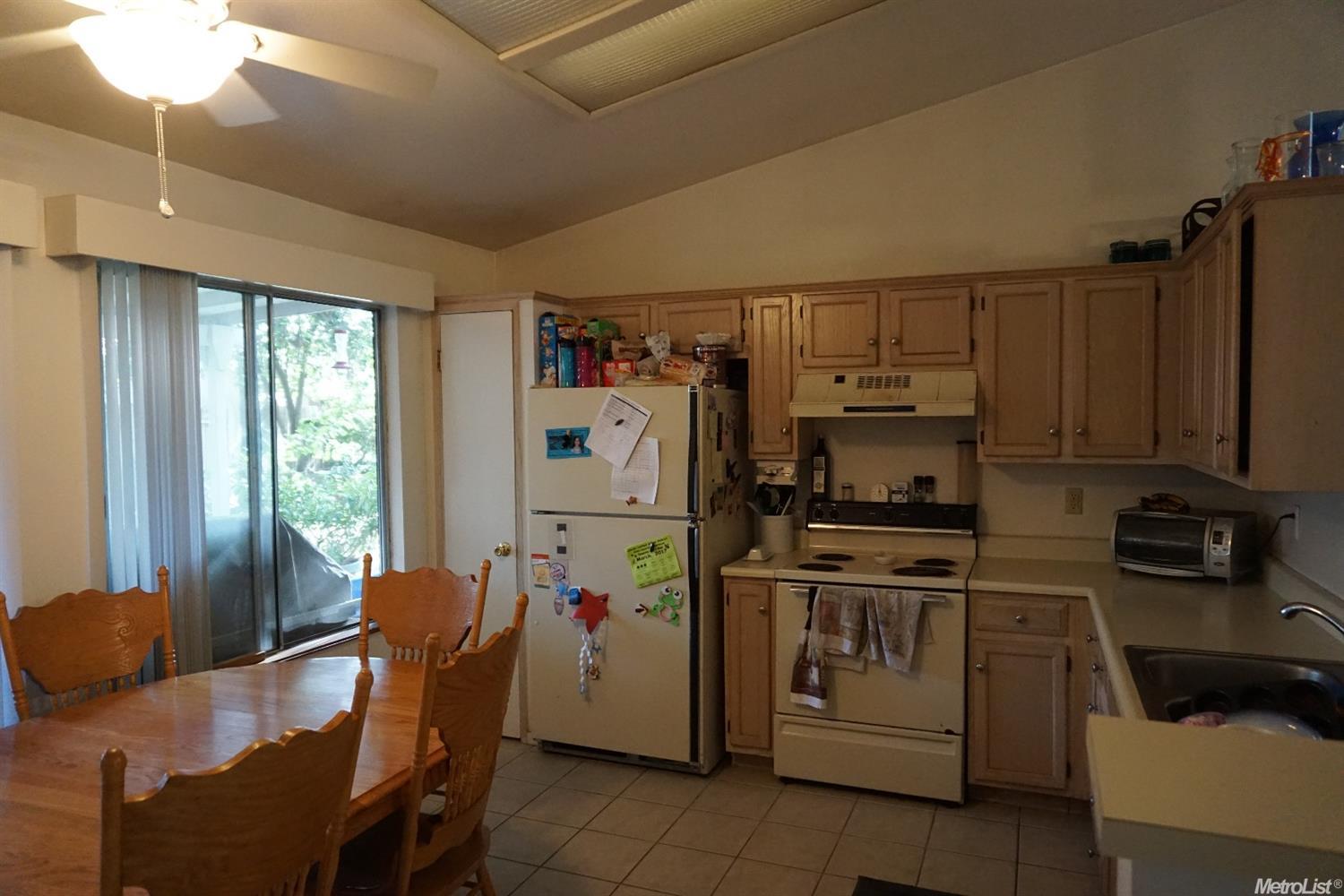 428 Beufort Ct, Modesto, CA 95357 photo 5