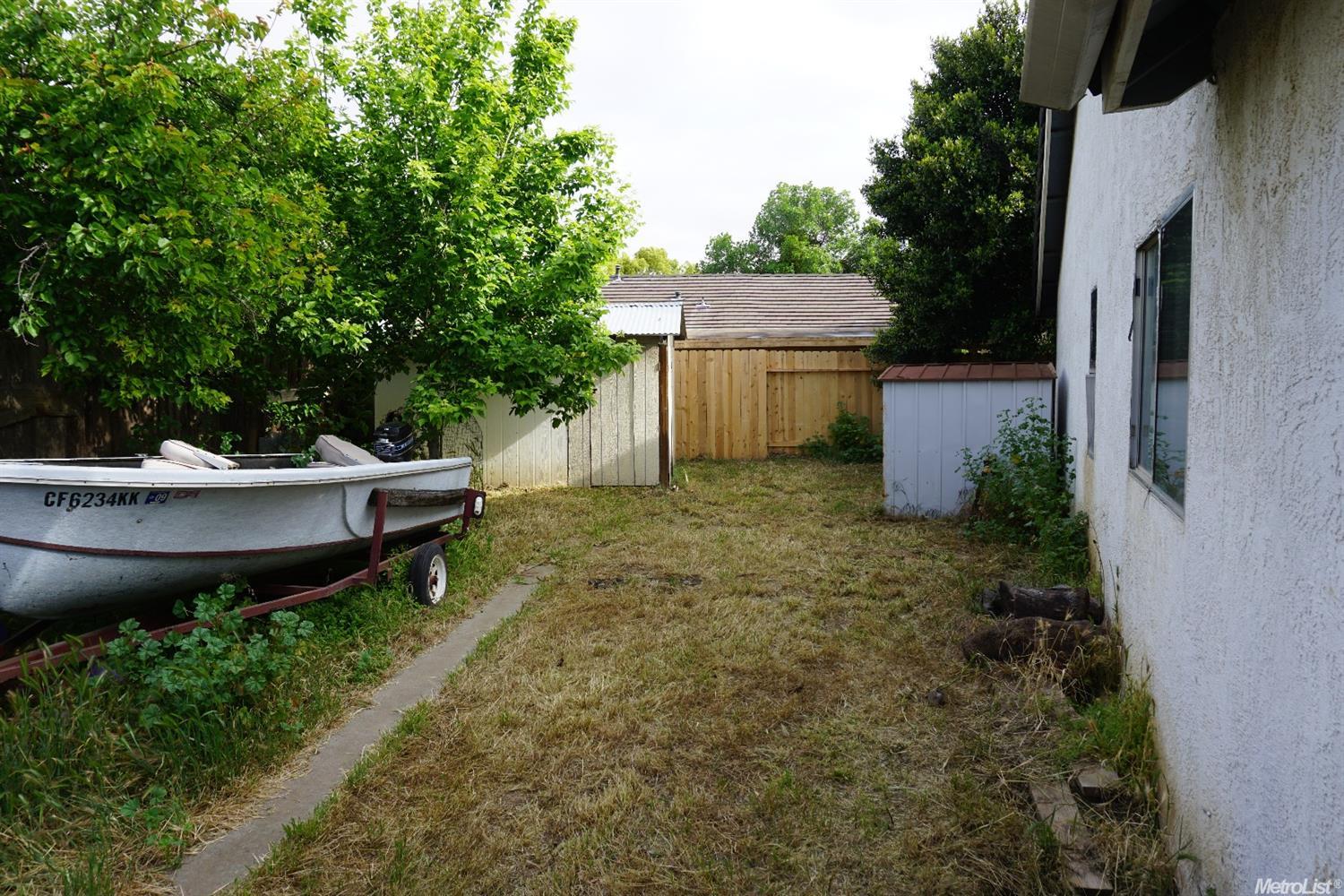 428 Beufort Ct, Modesto, CA 95357 photo 14